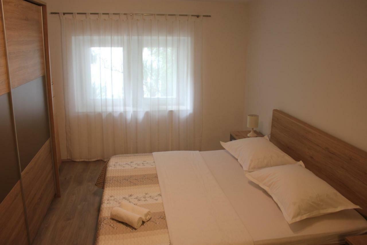 Apartman Tafra Omis Ngoại thất bức ảnh